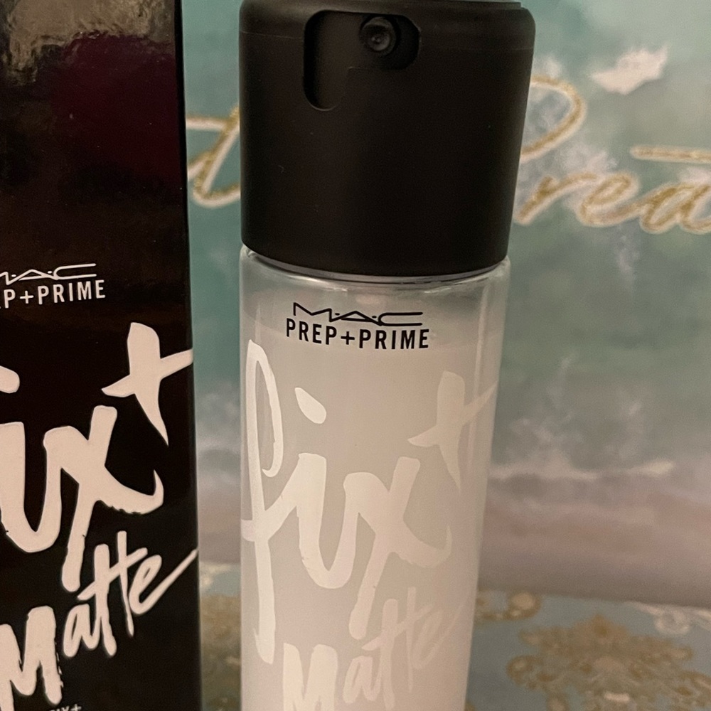💜MAC COSMETICS FIX IT💜 - Picture 3 of 6